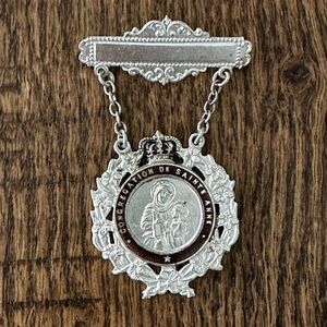✝️ Vintage Congregation of St. Anne Religious Medal Brooch